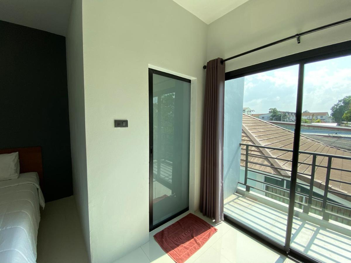 Dd Modern House Aparthotel Сурат Тхани Екстериор снимка