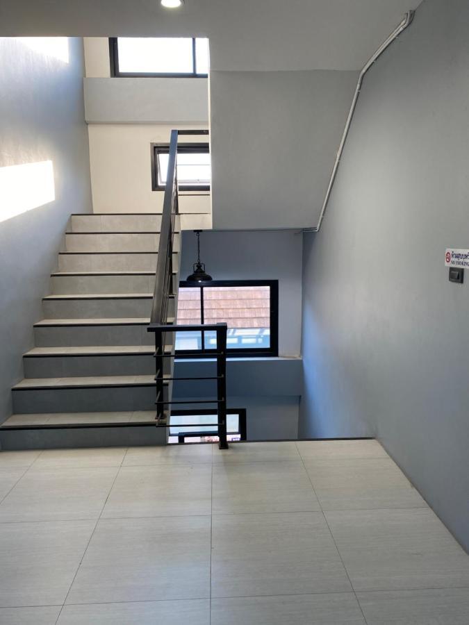 Dd Modern House Aparthotel Сурат Тхани Екстериор снимка