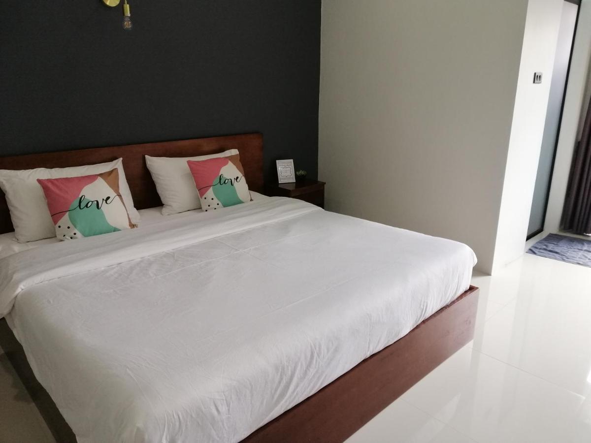 Dd Modern House Aparthotel Сурат Тхани Екстериор снимка